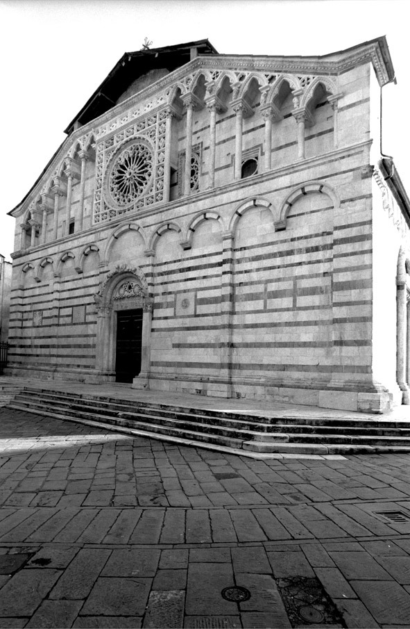 Il Duomo di Carrara - Cattedrale di S.Andrea